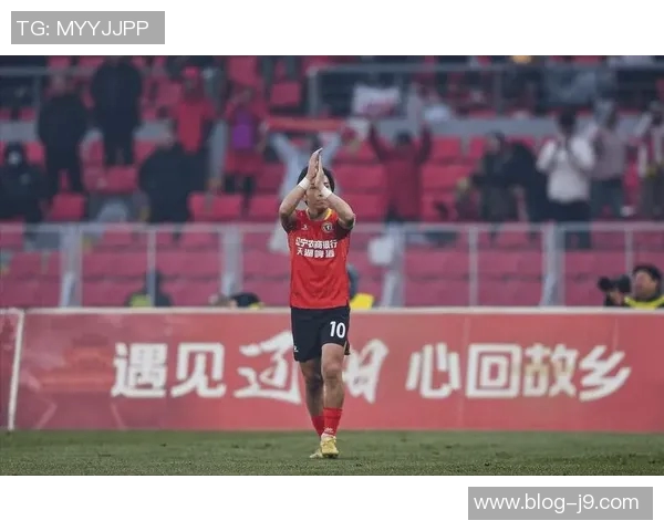 辽足外援姆本扎社交媒体转发摩洛哥球队转会传闻引发关注 辽足外援姆本扎社交媒体转发摩洛哥球队转会传闻引发关注