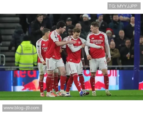 英超激战利物浦小胜热刺阿森纳稳居圣诞冠军皇马喜迎三连胜盛况 英超激战利物浦小胜热刺阿森纳稳居圣诞冠军皇马喜迎三连胜盛况