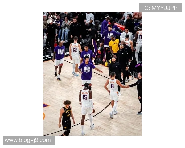 明天太阳对阵热火杰伦格林出战存疑布克因脚踝伤缺席比赛 明天太阳对阵热火杰伦格林出战存疑布克因脚踝伤缺席比赛