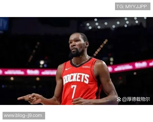 杜兰特全场表现出色12投7中贡献18分4篮板7助攻1抢断1盖帽